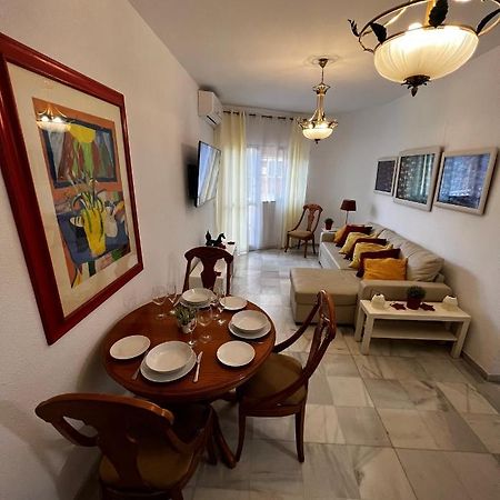 Synergy Apartment, 2 Bedroom, City Center By Namaste Elite Torremolinos Esterno foto