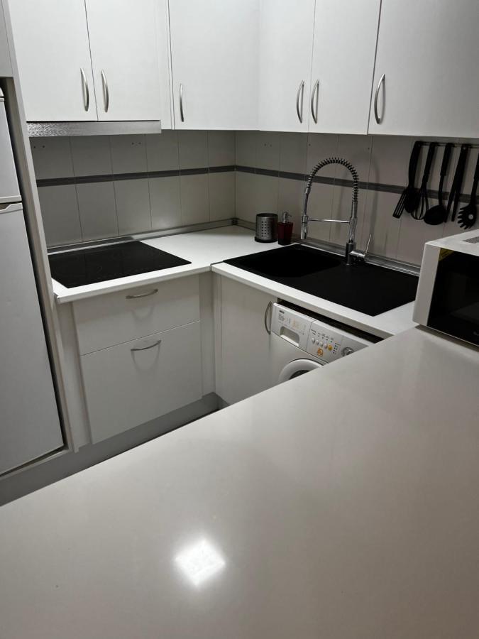 Synergy Apartment, 2 Bedroom, City Center By Namaste Elite Torremolinos Esterno foto