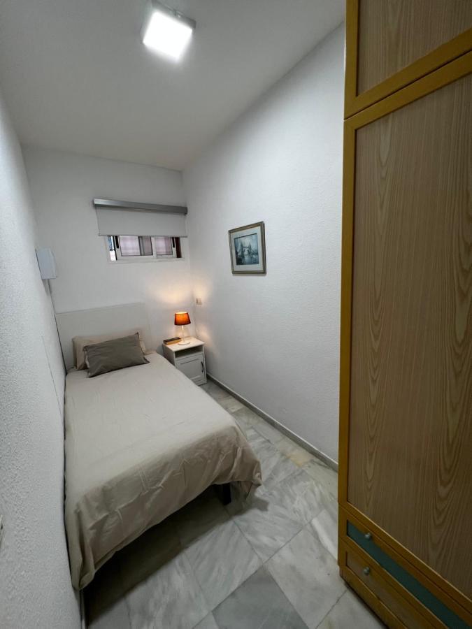 Synergy Apartment, 2 Bedroom, City Center By Namaste Elite Torremolinos Esterno foto