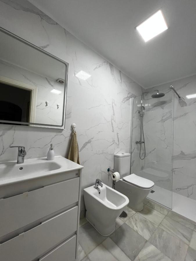 Synergy Apartment, 2 Bedroom, City Center By Namaste Elite Torremolinos Esterno foto