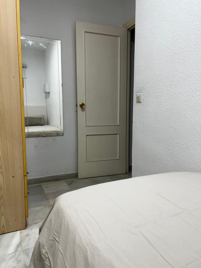 Synergy Apartment, 2 Bedroom, City Center By Namaste Elite Torremolinos Esterno foto