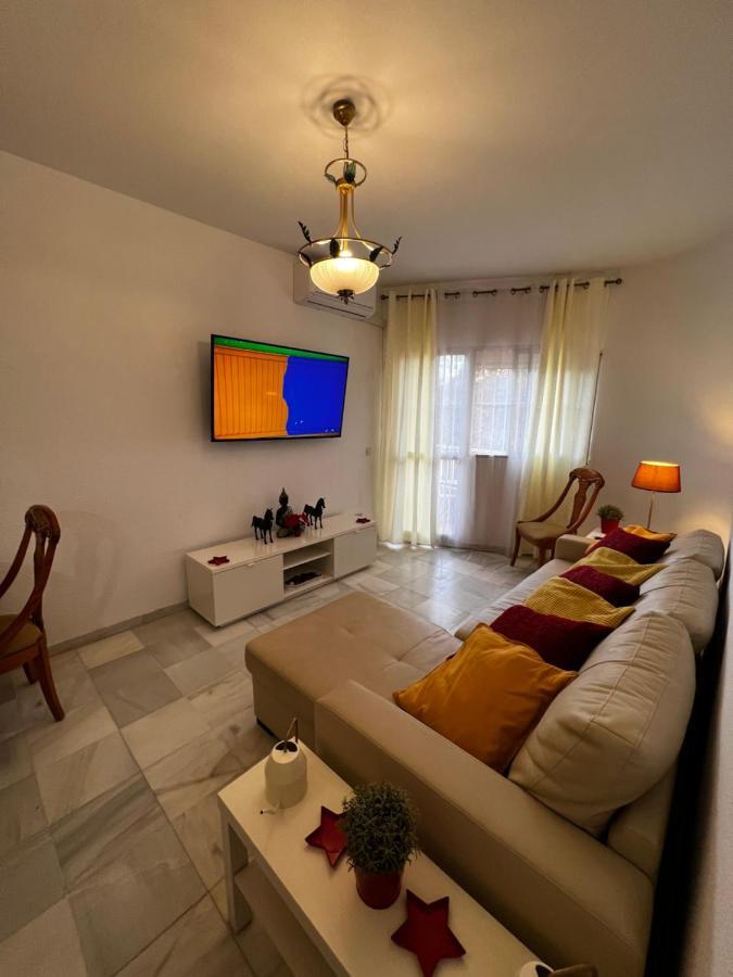 Synergy Apartment, 2 Bedroom, City Center By Namaste Elite Torremolinos Esterno foto