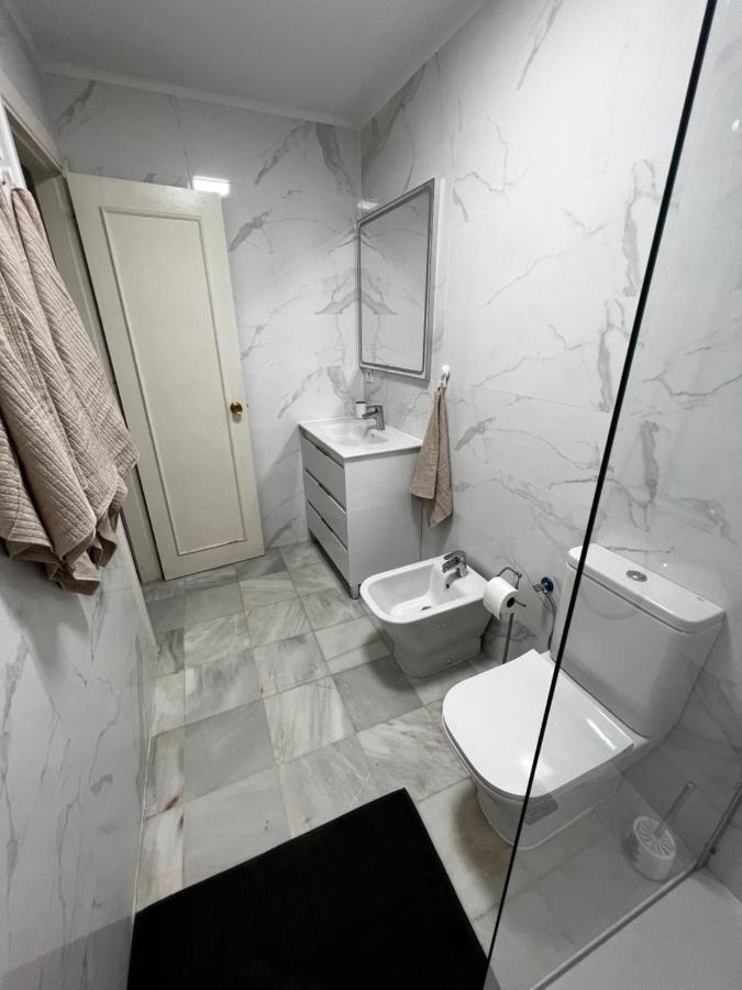 Synergy Apartment, 2 Bedroom, City Center By Namaste Elite Torremolinos Esterno foto