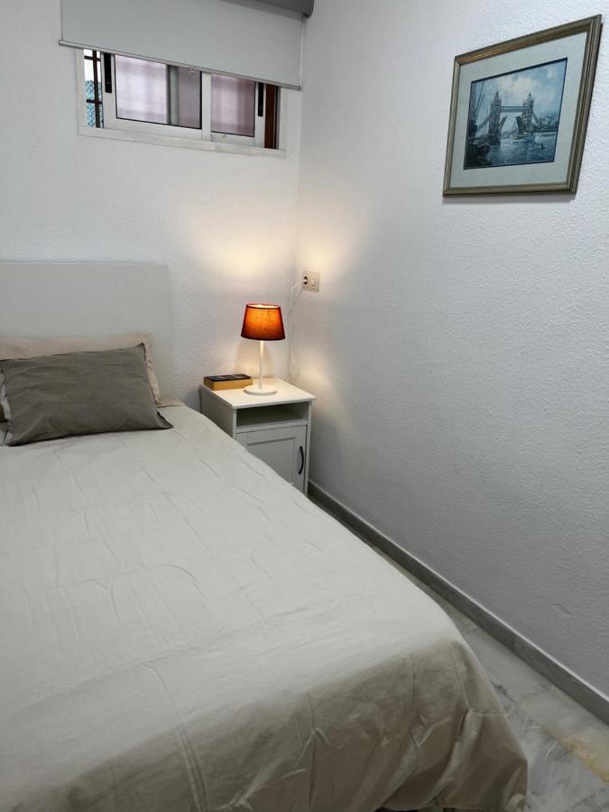 Synergy Apartment, 2 Bedroom, City Center By Namaste Elite Torremolinos Esterno foto