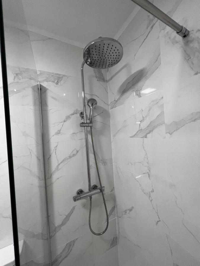 Synergy Apartment, 2 Bedroom, City Center By Namaste Elite Torremolinos Esterno foto