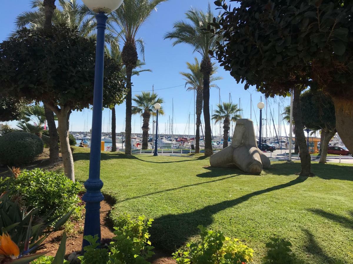 Synergy Apartment, 2 Bedroom, City Center By Namaste Elite Torremolinos Esterno foto